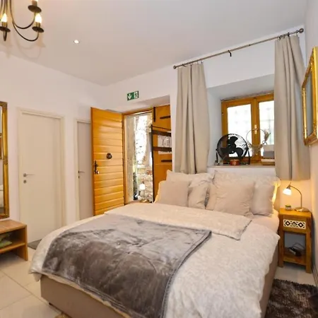 Apartment Michaela 4-Sterne & Parking Rovinj Exterior foto