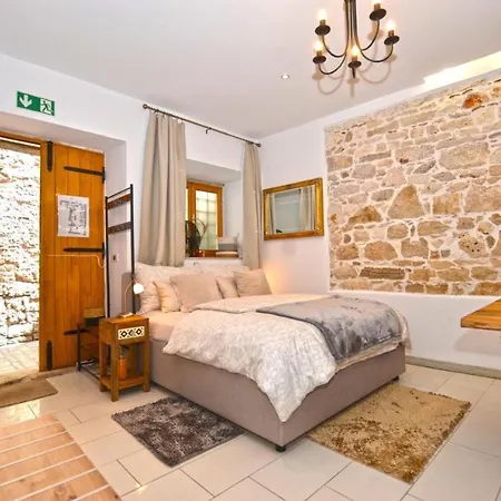 Apartment Michaela 4-Sterne & Parking Rovinj Exterior foto